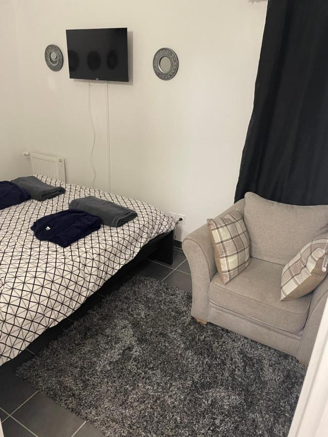 Chambre Agreable Avec Jacuzzi Marseilles Exterior foto